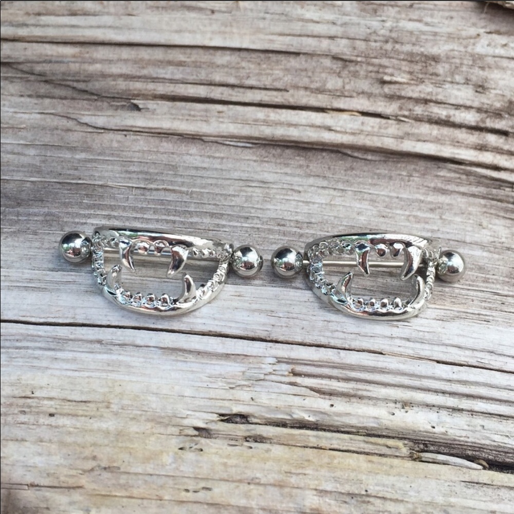 Vampire nipple rings